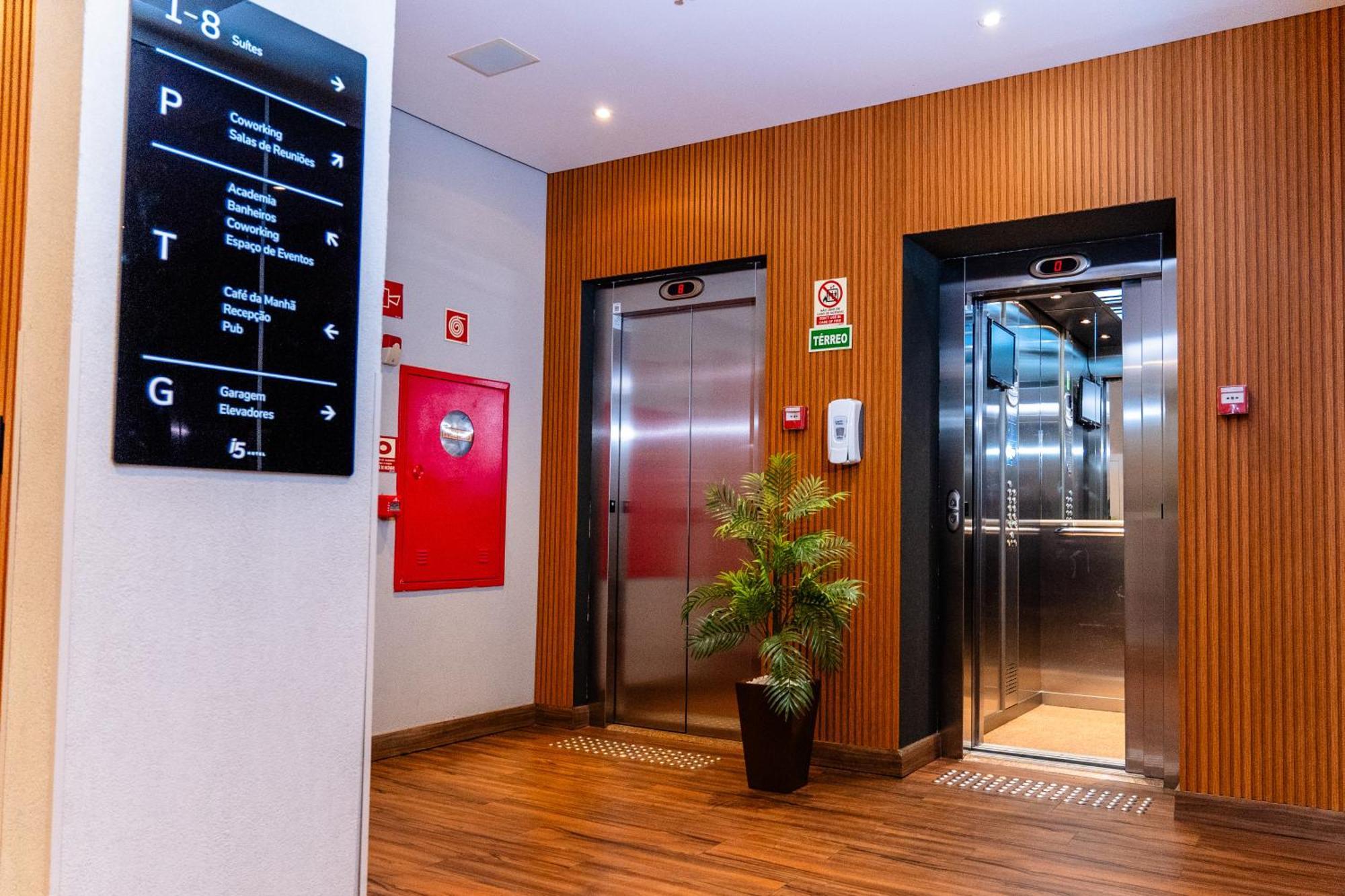 I5 Play Hotel Aguas Claras Ngoại thất bức ảnh