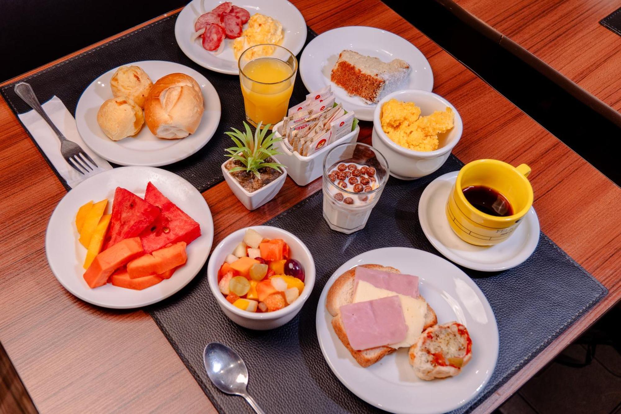 I5 Play Hotel Aguas Claras Ngoại thất bức ảnh